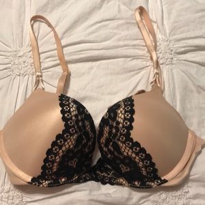 Victoria’s Secret miracle plunge bra